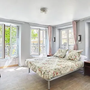Le Petit Borda París