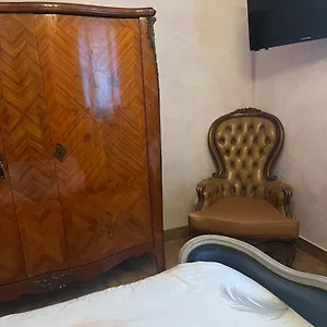 Le Cannet, à L'étage D'une Maison Avec Piscine Le Cannet