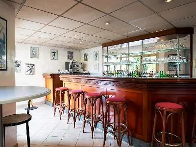 Adonis Cannes - Hotel Thomas Le Cannet 3*,