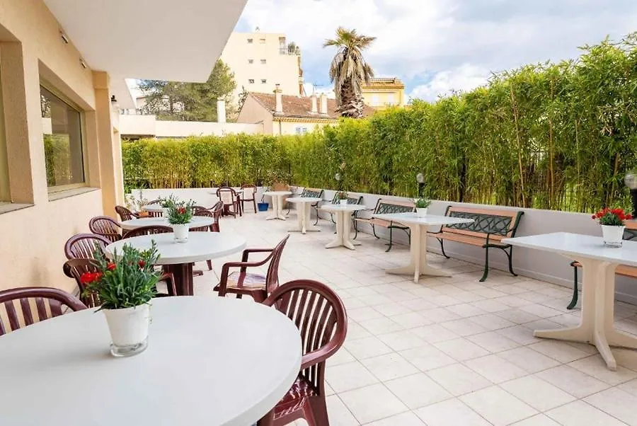 Adonis Cannes - Hotel Thomas Le Cannet