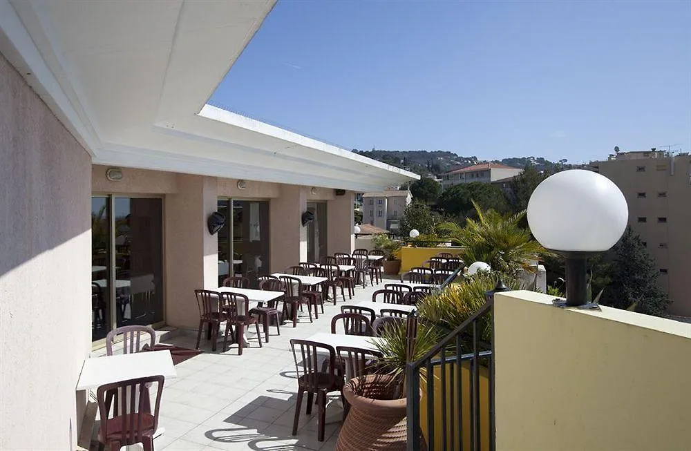 Adonis Cannes - Hotel Thomas Le Cannet