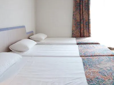 *** Hotel Adonis Cannes - Hôtel Thomas Le Cannet França