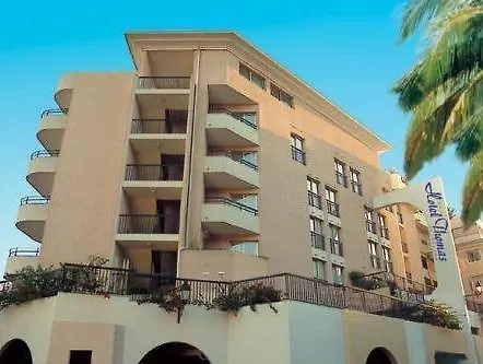 *** Hotel Adonis Cannes - Hôtel Thomas Le Cannet França
