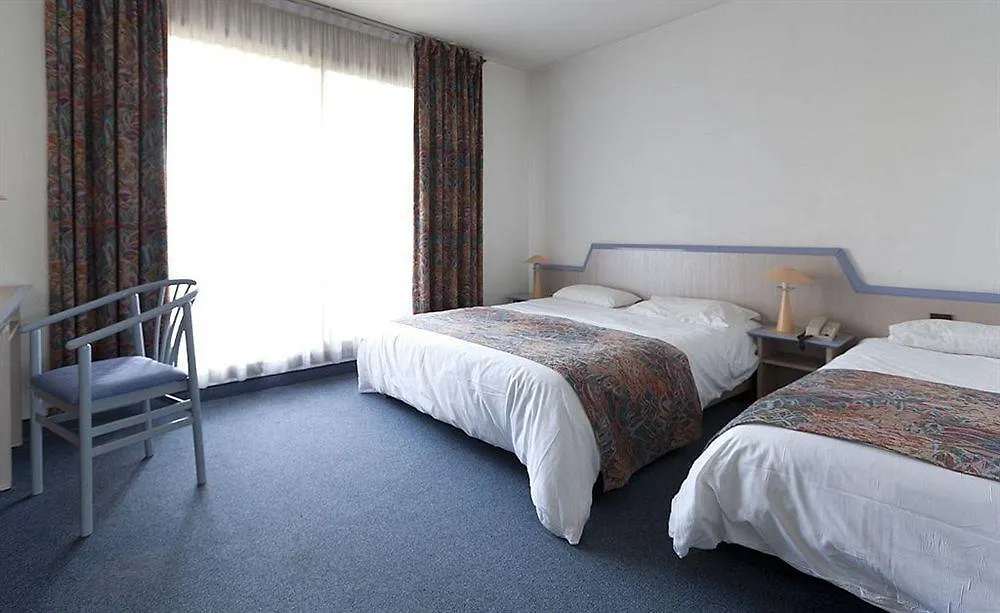 ***  Adonis Cannes - Hotel Thomas Le Cannet France